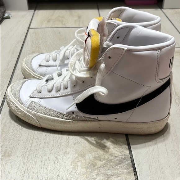 Nike White and Yellow High-Top Sneakers - Picture 2 of 5